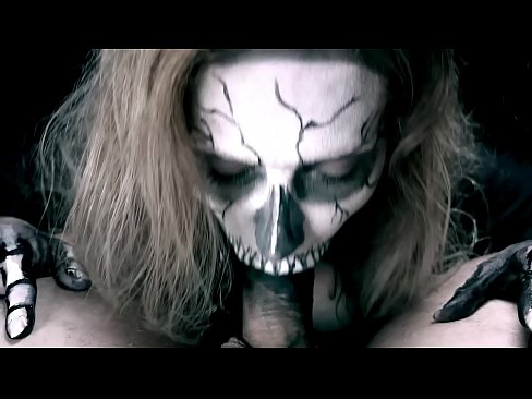❤️ Demon girl ngisep pitik jago karo dheweke ireng tutuk lan ngulu cum. ️ Video porno ing kita% jv.pornpk.ru%